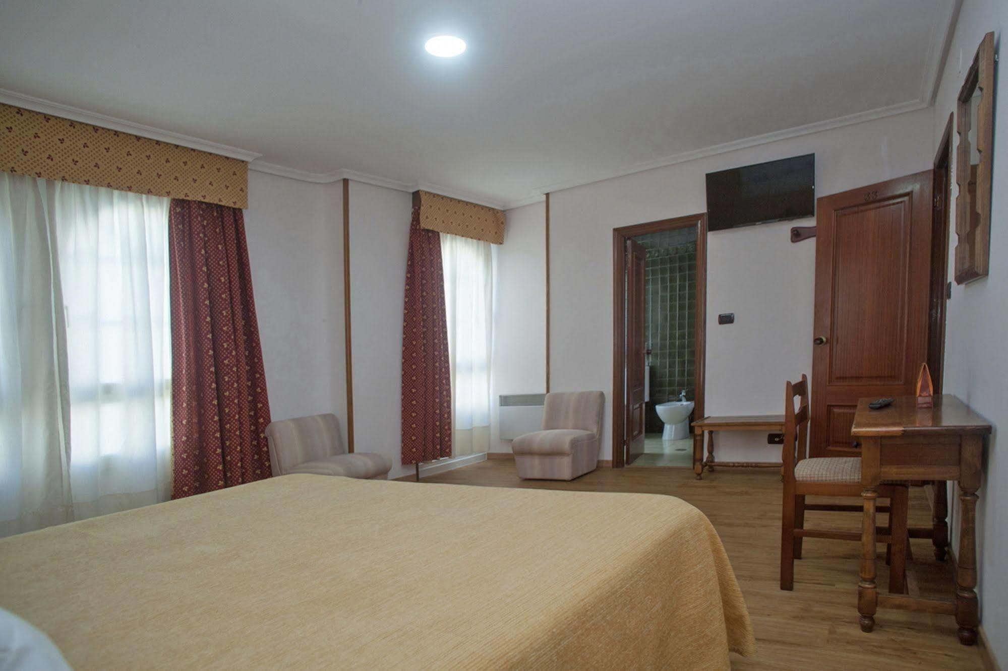 Hospedium Hotel La Marina Costa Da Morte Cee Luaran gambar